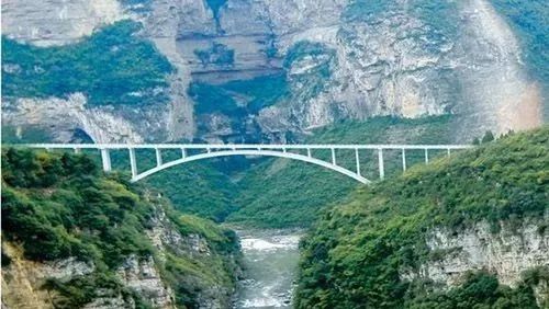 起点：峪道河大桥的隐秘入口