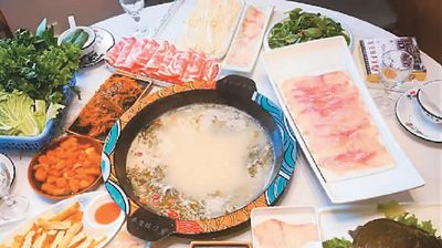 美食与体验：舌尖上的川西冬季（别忘了带胃药）