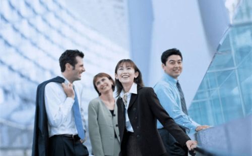 如何同过八字命理判断一个人是否适合参军入伍？