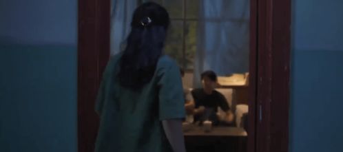 午夜时分浴室与厨房的声学异象：基于风水磁场与灵体交互的深度考据