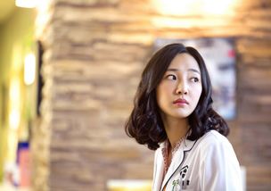 女命日坐正官正印，日柱正官正印对女性命运有何影响？