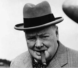 丘吉尔八字和夫人美貌，是否有什么特别的关联或故事？