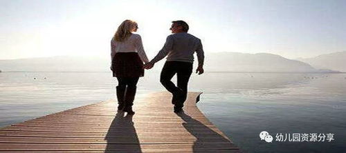 二、 经济独立程度与婚姻风险：女性在家庭关系中的权力平衡