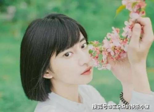 伍姓女孩名字寓意