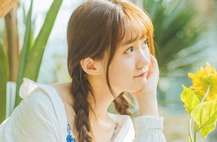 二、 星座的影响力与情感投射