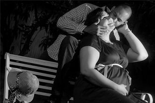 晚上梦见和异性亲热或热烈接吻，是什么征兆？