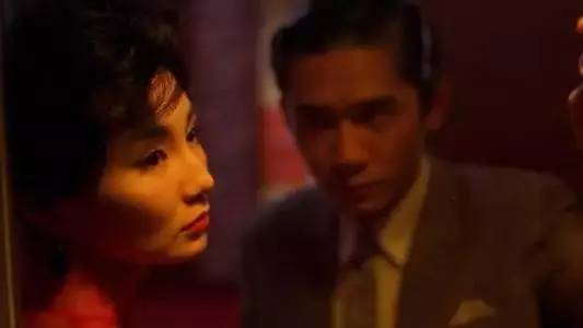 第一章：命运之轮下的生肖——王天柱与林秋雯的婚姻关系