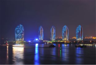 a) 我第一次去（2019年）
