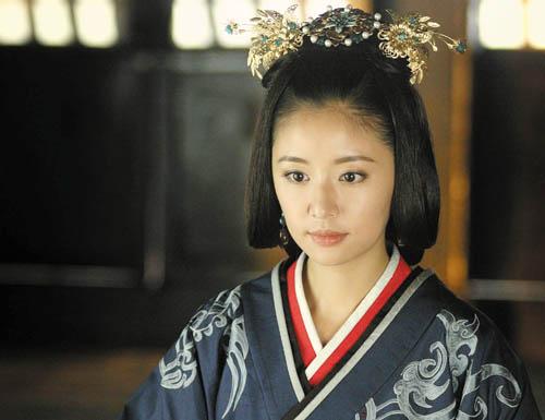 1.2 后宫等级中的特殊地位