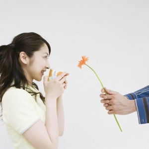 四、  攻守之道：沟通策略与距离把控的玄学智慧