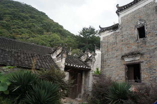 侦探与宝盒：层层揭秘的故事线