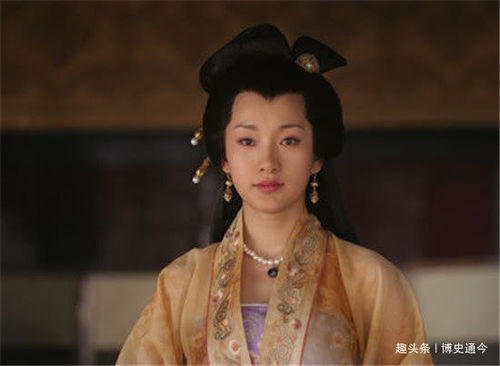 3.1 家庭生活背景—房氏系谱