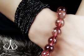 2025年乙巳年七月择吉理论基础与碧玺紫罗兰色吉日概览