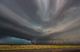 在极端天气下哪种类型的雨势足以致命？