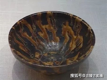 （一）材质与色彩的五行对应
