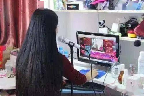 主播取什么名字梗容易在现实生活中走红？