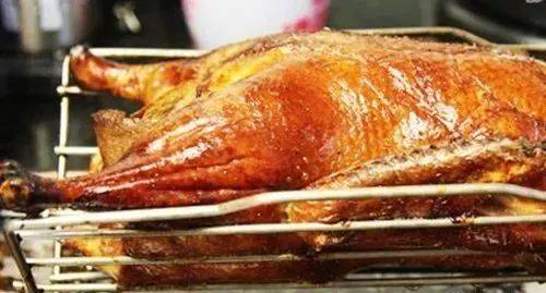 禽类之金：鸡肉与鸭肉的营养解析与五行属性