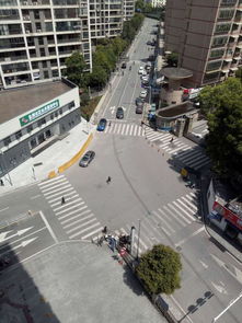 马路比房子高，这样的房屋风水是否吉利？