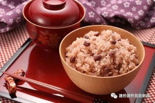 三、 饮食文化底蕴之象征意义与社会周边环境功能
