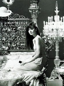 展览现场：人山人海，挤到怀疑人生