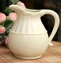 四、 不同区域的花瓶摆放：提升运势的关键策略