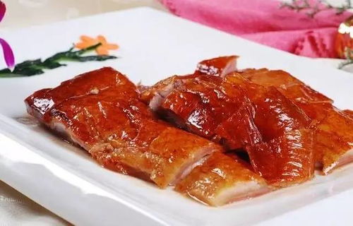 二、 传统方式文化底蕴视域中的象征内涵