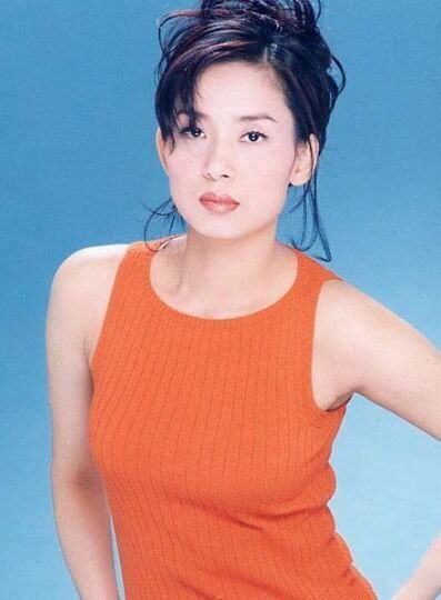 历史佐证：邓丽君的面相富贵长寿