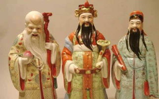 文财神对着门好还是背对玻璃门好？哪种摆放方式更吉利？