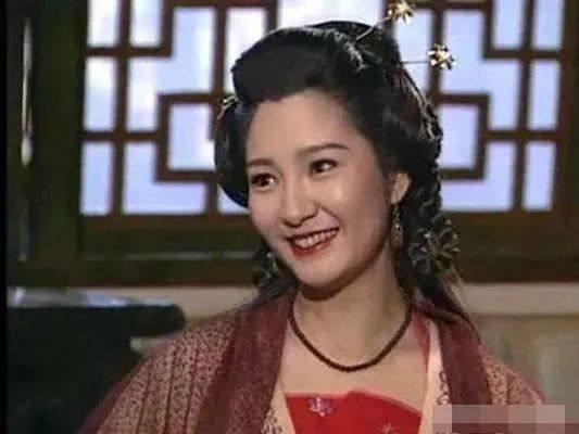 马夫人康敏——情感纠葛与权力结构解析