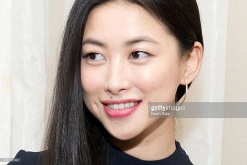 3. 脸颊区域：人缘与婚姻的象征