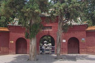 顺治陵墓风水布局有何独特之处？顺治皇帝陵墓照片能展示哪些风水奥秘？