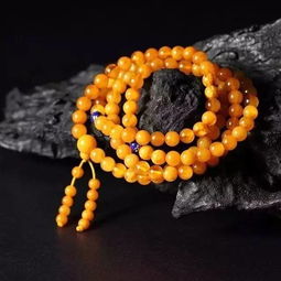 属鼠佩戴蜜蜡手串适合哪些属相人？