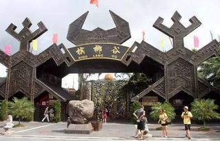 二、吃喝玩乐——贵且难吃的“当地特色”