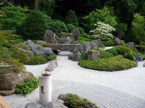 禅宗“无相”思想与枯山水园林的石头