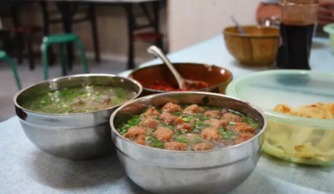 4. 博爱羊肉汤与丸子汤的双重暴击