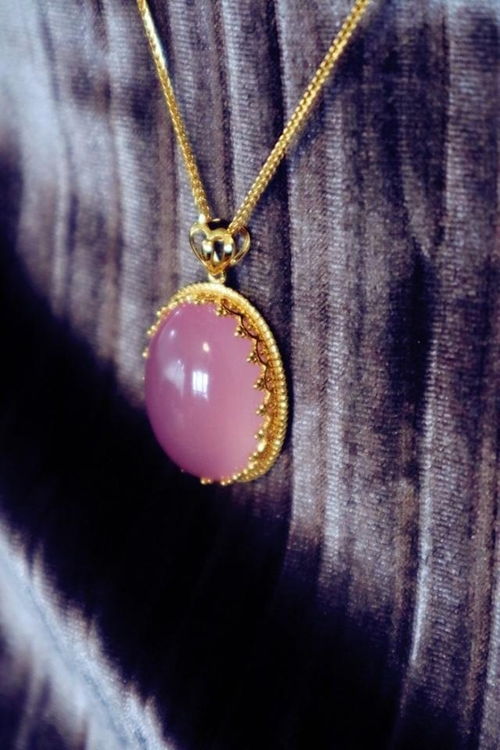 二、 具体摆件及其布局要点