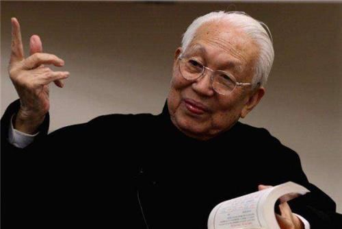 1. 蔡伯励老师的堪舆成就与行业影响