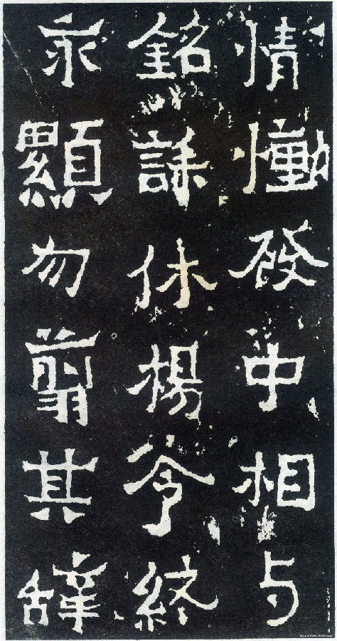 2025年壬寅年六月立碑吉日和11月立碑吉日分别有哪些？