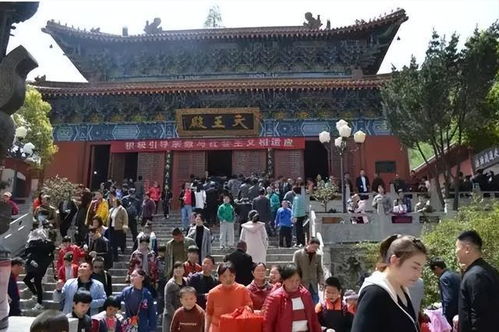 传统观念溯源：新年伊始拜佛烧香之文化内涵