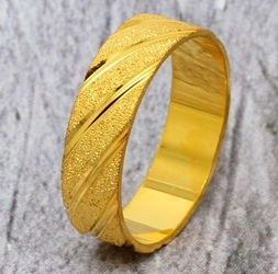 以婚女人梦见捡到金戒指是什么吉凶预兆？