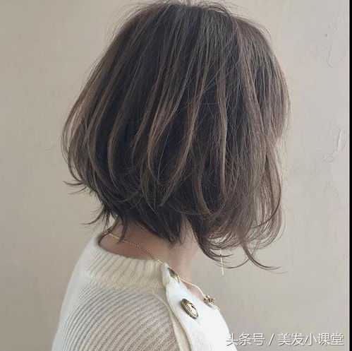 2026年1月和4月，哪个月适合剪头发吉日呢？