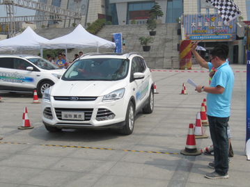 一、 命理学视角下的购车吉日探析