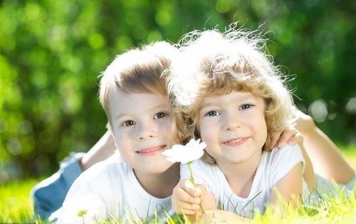 如何输入姓氏，让宝宝在线取名免费自动生成名字？