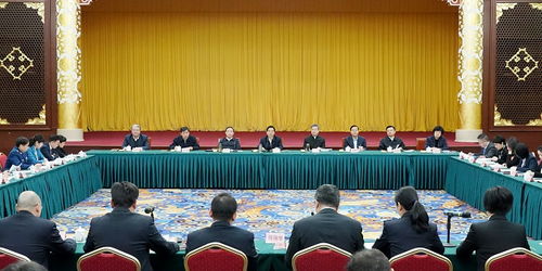 将龙井市人民法院：践行司法为民宗旨，维护社会公平正义，保障人民群众合法权益，努力打造公正高效权威的司法环境。