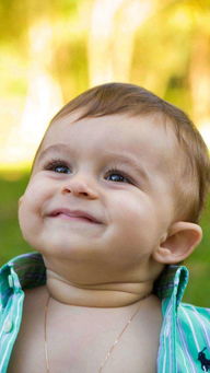 属兔酉时男孩取名席字如何，佩戴何物吉祥？