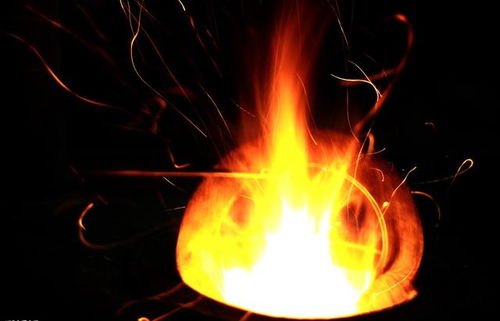 八字中金火土相生的人命运如何？名字中带有土金火字好吗？