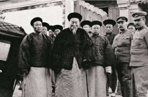 一、 广东黑社会周边环境的形成与演变：从“反清复明”到商业活动化违法犯罪网络