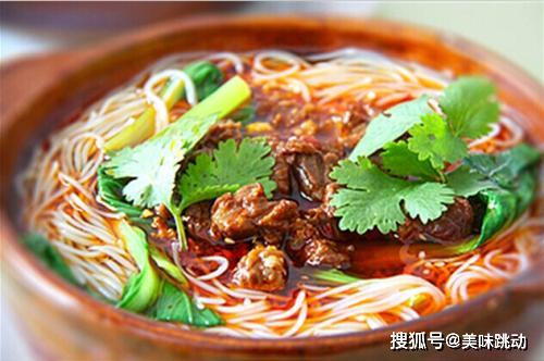 米粉：绵阳人的早餐仪式感（或者说是强较大迫症）