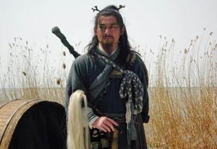 一、  生肖性格与命理特质：温和表象下的领袖潜质