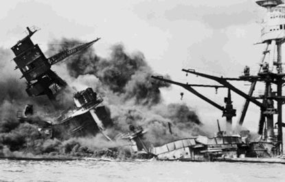 一、 大运交替的理论框架——五行相生相克与命格互映机制